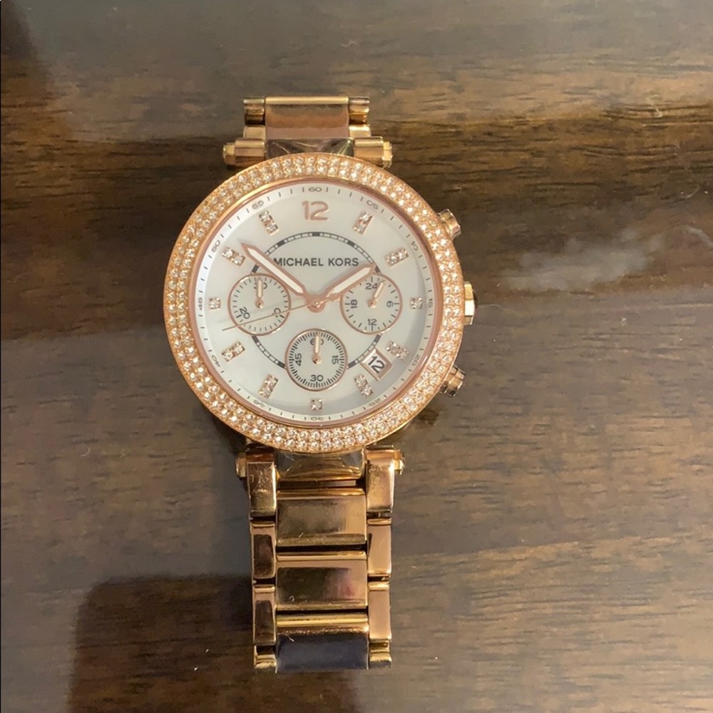 Michael Kors rose gold watch